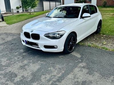 Gebraucht BMW 118 Sport Line 170 PS (125 kW) 2013 Weiß Kleinwagen