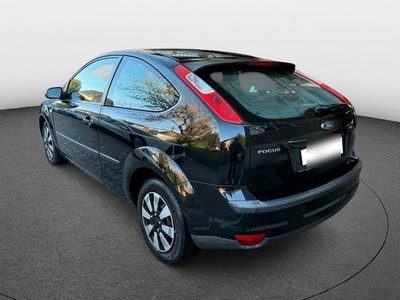 Schwarz Gebraucht 2006 Ford Focus Limousine | 2.500 € (Etwas zu teuer)