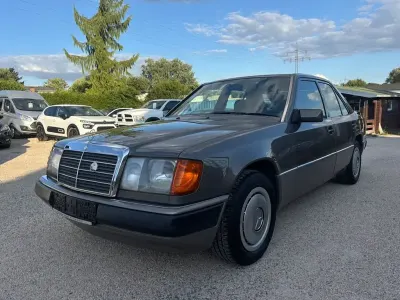 Gebraucht Mercedes 200 1993 Braun Limousine