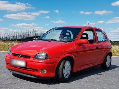 Gebraucht Opel Corsa 106 PS (77 kW) 1995 Rot Kleinwagen