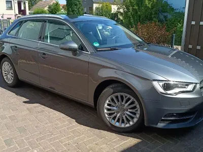 Gebraucht Audi A3 Ambiente 150 PS (110 kW) 2016 Grau Limousine