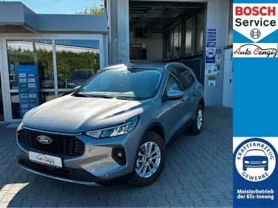 Gebraucht Ford Kuga Titanium 151 PS (111 kW) 2024 Silber SUV