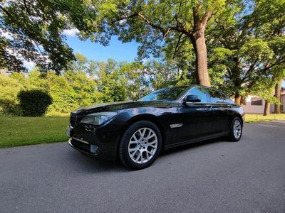 BMW 730