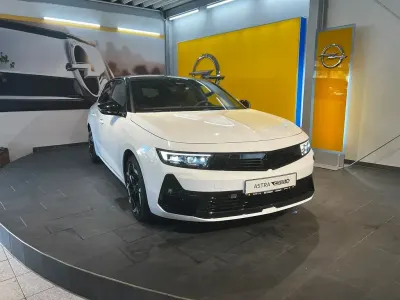 Gebraucht Opel Astra GSe 224 PS (164 kW) 2023 Weiß Kleinwagen