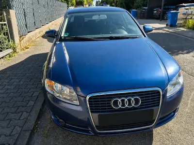 Gebraucht Audi A4 Comfort 131 PS (96 kW) 2006 Blau Limousine