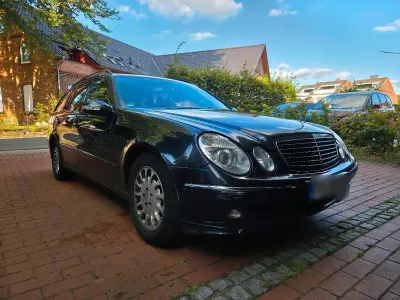 Gebraucht Mercedes E320 Avantgarde 204 PS (150 kW) 2004 Schwarz Kombi