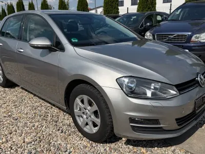 Gebraucht VW Golf VII Comfortline 122 PS (89 kW) 2013 Silber Limousine