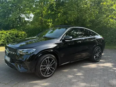 Gebraucht Mercedes GLE300 AMG 269 PS (197 kW) 2023 Schwarz SUV