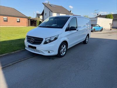 Usado Mercedes Vito 190 HP (139 kW) 2016 Branco Van