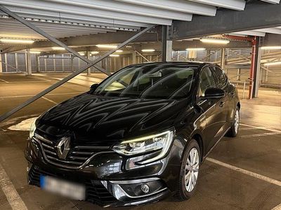 Gebraucht Renault Mégane IV Bose Edition 131 PS (96 kW) 2016 Schwarz Kleinwagen