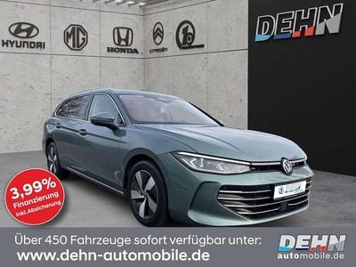 Grün Gebraucht 2024 VW Passat Elegance Kombi | 32.950 € (Etwas zu teuer)