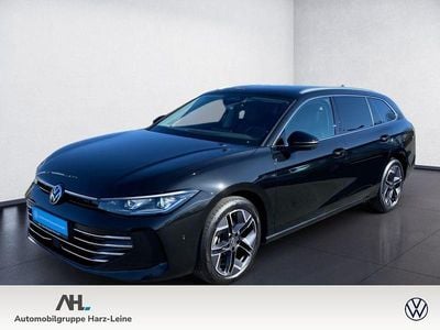 Second-hand VW Passat Elegance 150 CP (110 kW) 2025 Negru Break