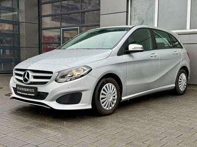 Gebraucht Mercedes B180 122 PS (89 kW) 2016 Polarsilber  metalliclack Van / Kleinbus
