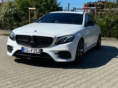 Gebraucht Mercedes 220 AMG 194 PS (142 kW) 2017 Weiß Limousine