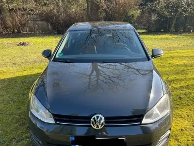 Second-hand VW Golf VII 105 CP (77 kW) 2013 Gri Berlinǎ