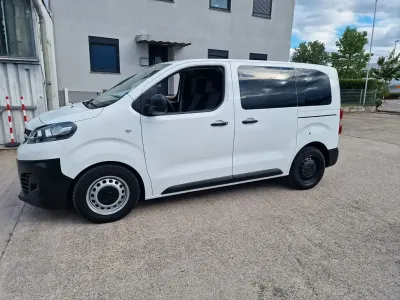 Gebraucht Opel Vivaro S 102 PS (75 kW) 2021 Weiß Van / Kleinbus
