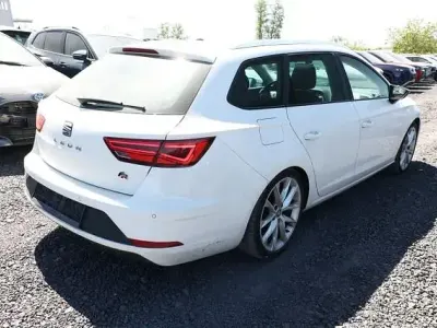 Gebraucht Seat Leon ST FR 150 PS (110 kW) 2017 Candyweiß candyweiß Kombi