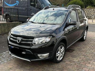 Gebraucht Dacia Sandero Prestige 90 PS (66 kW) 2015 Limousine