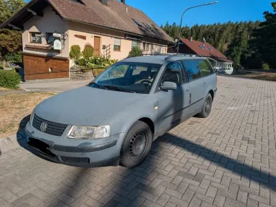 Gebraucht VW Passat Basis 90 PS (66 kW) 1999 Grau Kombi