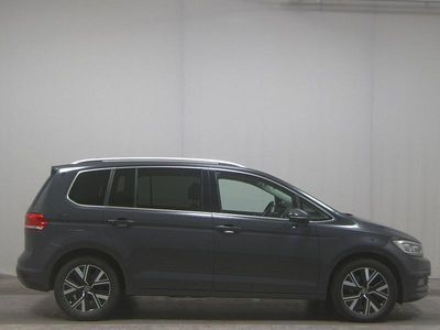 Gebraucht VW Touran Highline 150 PS (110 kW) 2021 Grau Van / Kleinbus