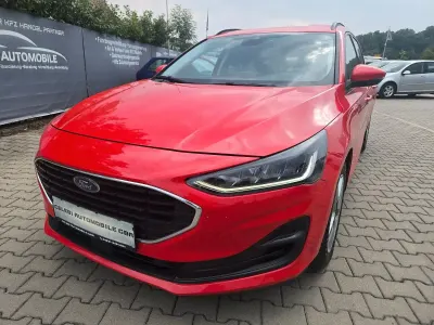 Gebraucht Ford Focus Cool & Connect 120 PS (88 kW) 2022 Rot Kombi
