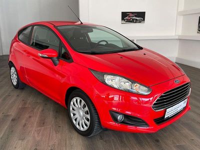 Gebraucht Ford Fiesta Cool & Sound Edition 95 PS (69 kW) 2013 Rot Kleinwagen