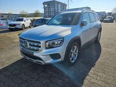 Gebraucht Mercedes GLB200 150 PS (110 kW) 2022 Silber SUV
