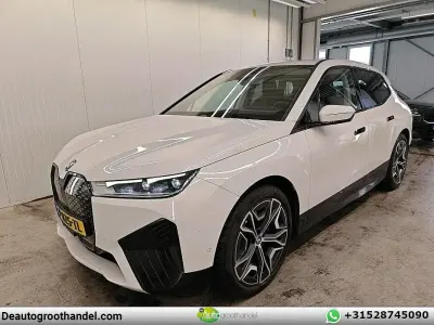 Gebraucht BMW iX Executive 239 kW (326 PS) 2022 Weiß SUV