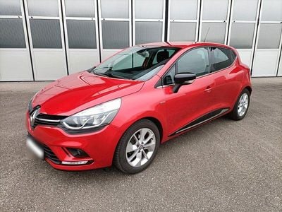 Gebraucht Renault Clio IV LIMITED 90 PS (66 kW) 2017 Rot Kleinwagen
