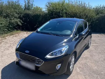 Gebraucht Ford Fiesta 95 PS (69 kW) 2021 Schwarz Kleinwagen