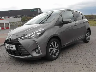 Gebraucht Toyota Yaris Team 111 PS (81 kW) 2020 Gray metallic Kleinwagen