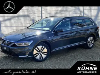 Używany VW Passat GTE 218 KM (160 kW) 2017 Szary Kombi