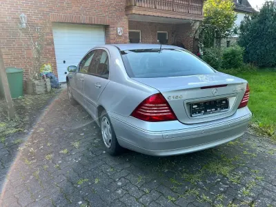 Gebraucht Mercedes C180 Avantgarde 129 PS (94 kW) 2001 Silber Limousine