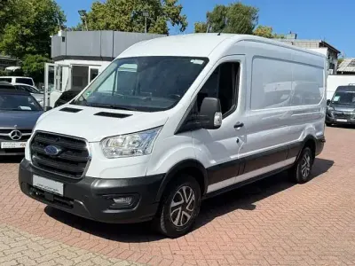 Gebraucht Ford Transit Trend 131 PS (96 kW) 2021 Weiß Van