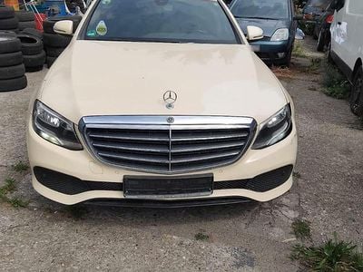 Gebraucht Mercedes E200 110 PS (80 kW) 2017 Beige Limousine