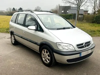 Gebraucht Opel Zafira 101 PS (74 kW) 2003 Van / Kleinbus