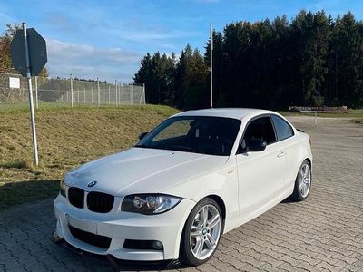 Gebraucht BMW 118 Coupé M Sport 143 PS (105 kW) 2012 Weiß Coupé