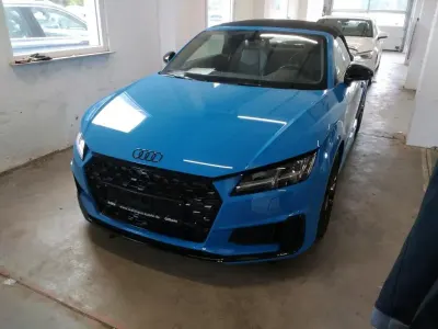 Gebraucht Audi TT Competition 197 PS (144 kW) 2024 Blau Cabrio