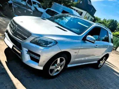 Gebraucht Mercedes ML350 AMG 258 PS (189 kW) 2012 Silber SUV