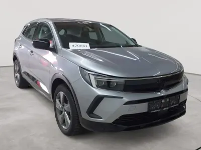 Gebraucht Opel Grandland X 131 PS (96 kW) 2024 Quarz silber metallic SUV