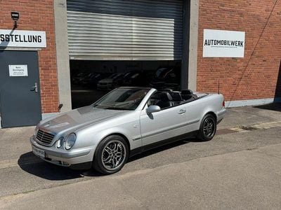 Second-hand Mercedes CLK230 Elegance 193 CP (141 kW) 1998 Argintiu Cabrio