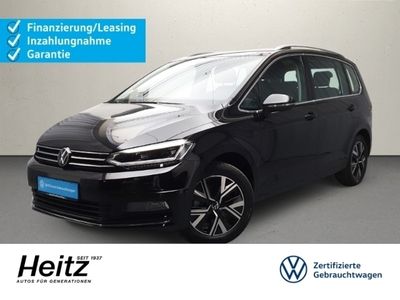 Deep black perleffekt Gebraucht 2024 VW Touran Highline Van / Kleinbus | 39.590 € (Teuer)