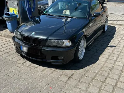 Gebraucht BMW 330 Cabriolet 231 PS (169 kW) 2002 Schwarz Cabrio