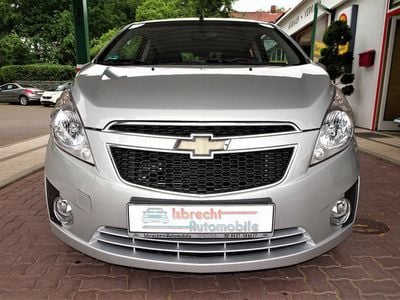 Gebraucht Chevrolet Spark Cool 68 PS (50 kW) 2010 Silber metallic Kleinwagen