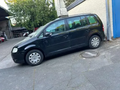 Gebraucht VW Touran Highline 136 PS (100 kW) 2004 Schwarz Van / Kleinbus