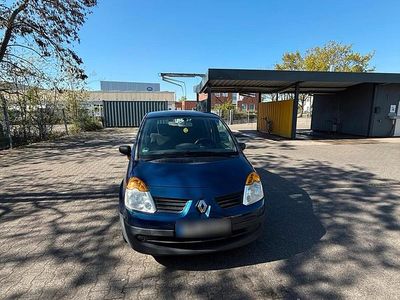 Second-hand Renault Modus 75 CP (55 kW) 2005 Albastru Monovolum
