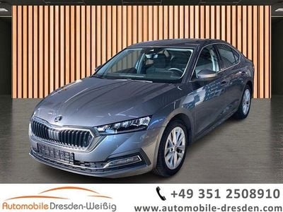 Grau Gebraucht 2023 Skoda Octavia Selection Limousine | 21.980 € (Superpreis)