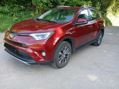 Gebraucht Toyota RAV4 Hybrid 155 PS (114 kW) 2018 Rot SUV