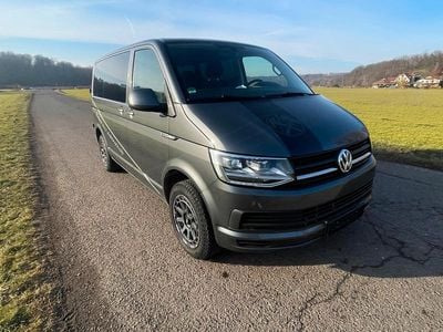 Usata VW Transporter 150 CV (110 kW) 2016 Grigio Furgone