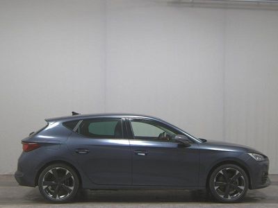 Grau Gebraucht 2023 Cupra Leon Limousine | 24.980 € (Guter Preis)